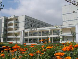 纳雍县董地中学