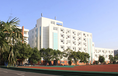 西昌市第六中学