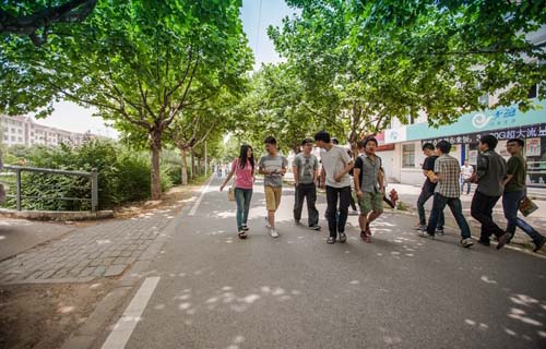 辽阳市太子河区祁家镇中学