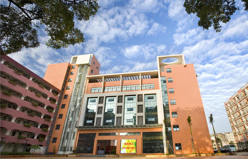 重庆华光实验学校