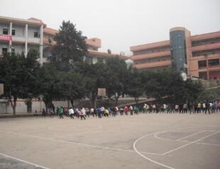 重庆市垫江中学校