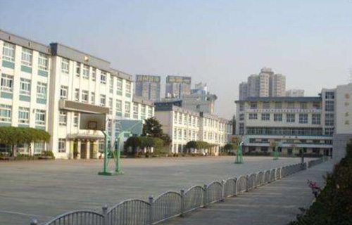 云南省昆明市第五中学