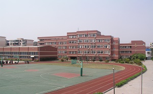 上海市彭浦第三中学