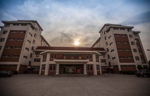合川市东渡初级中学
