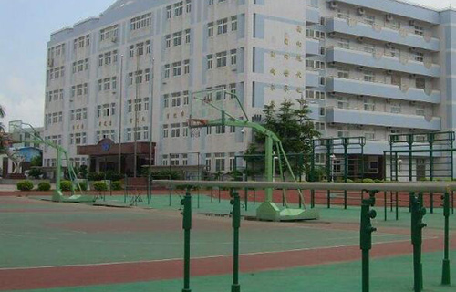 梅子垭中学